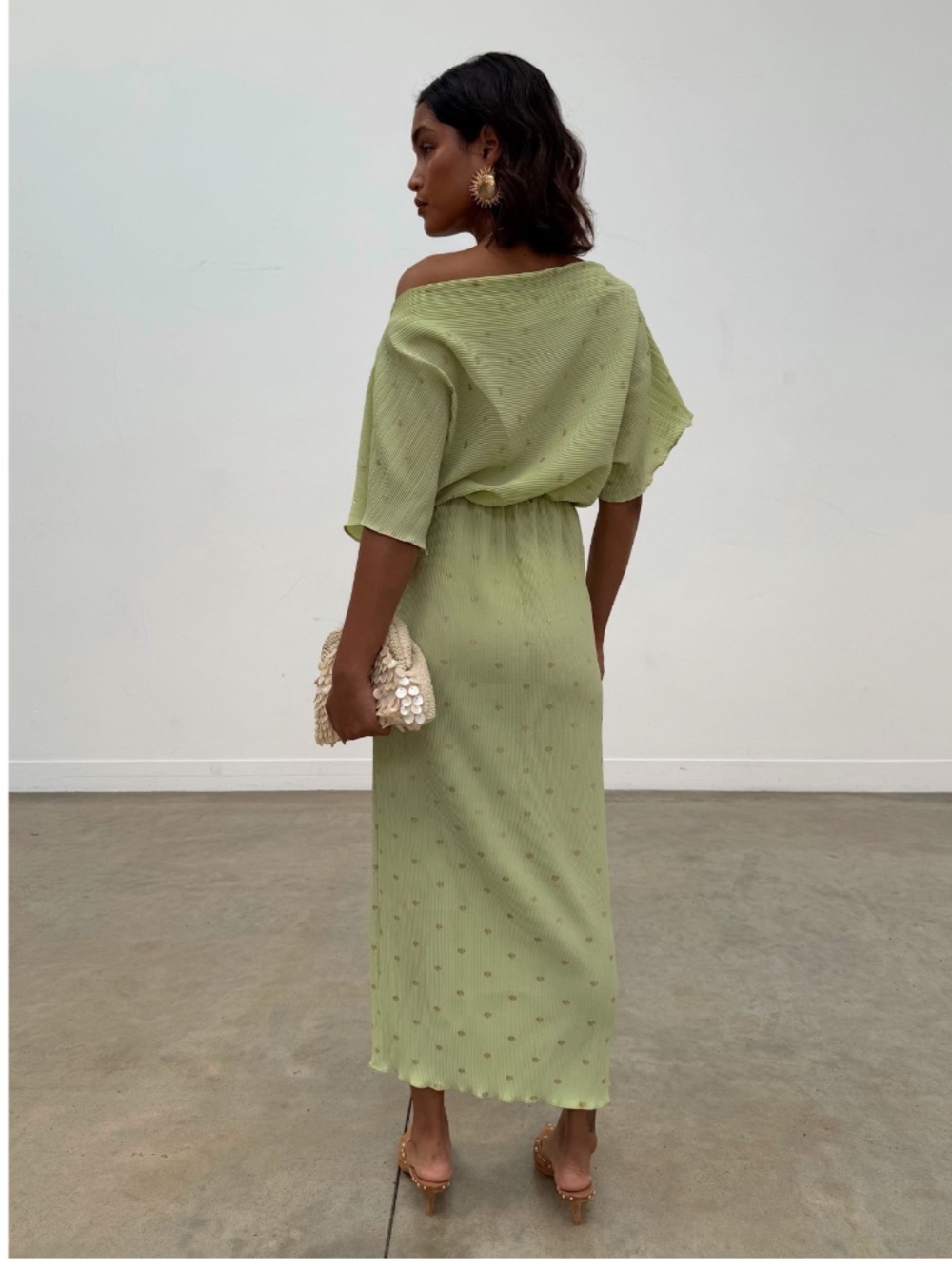 NEW Never Fully Dressed Tilly Metallic Plisse Maxi Dress in Pistachio Sz XS - Picture 2 of 6